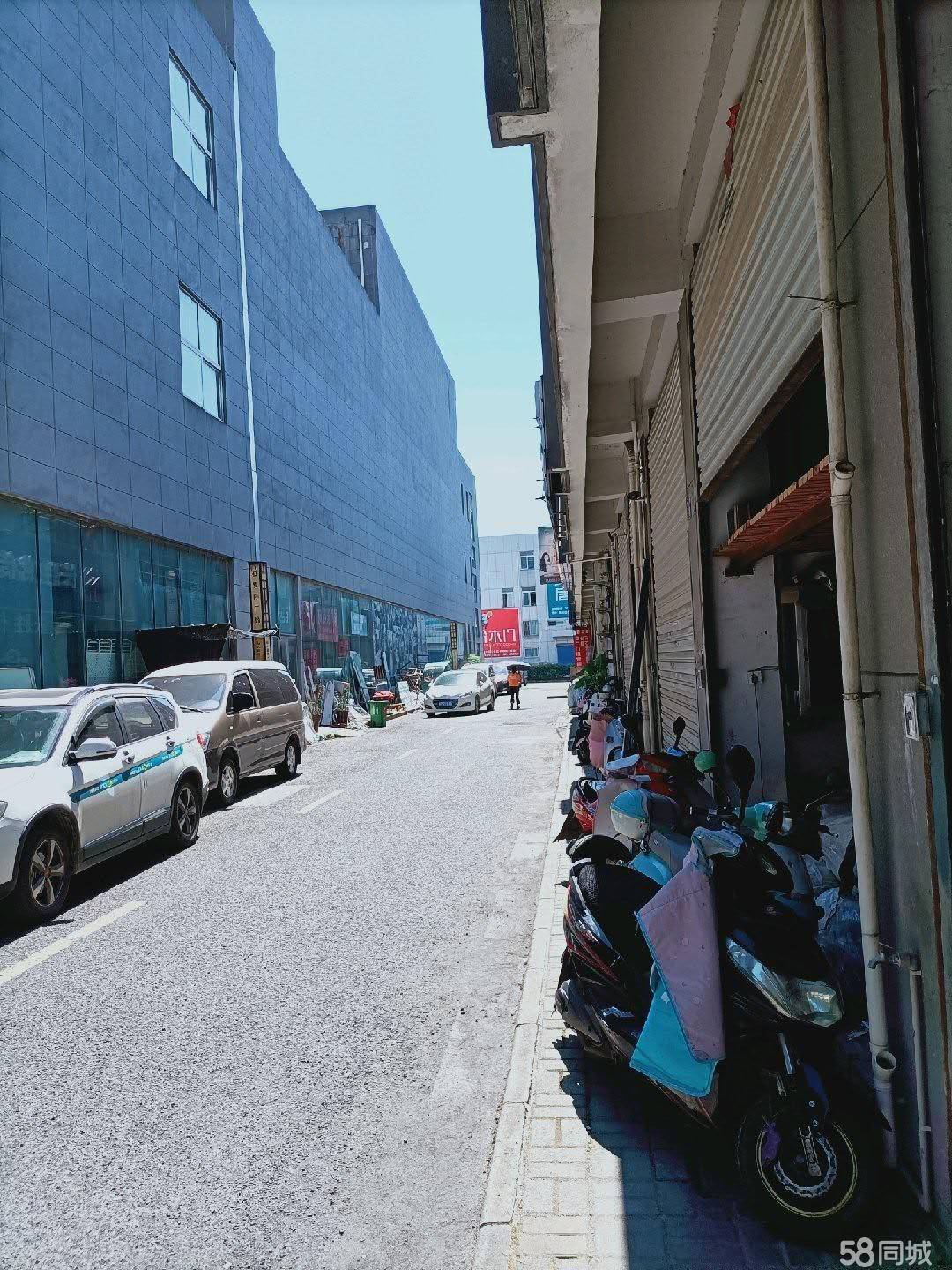 出租麦莎广场200平米面议商铺